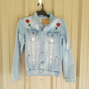 Women's Carbon Savage Distressed Blue Jean Denim Jacket Size Small Red Dragon